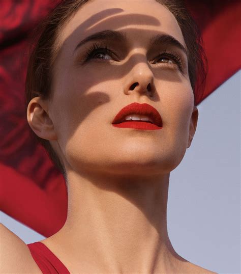 Dior en rouge lipstick